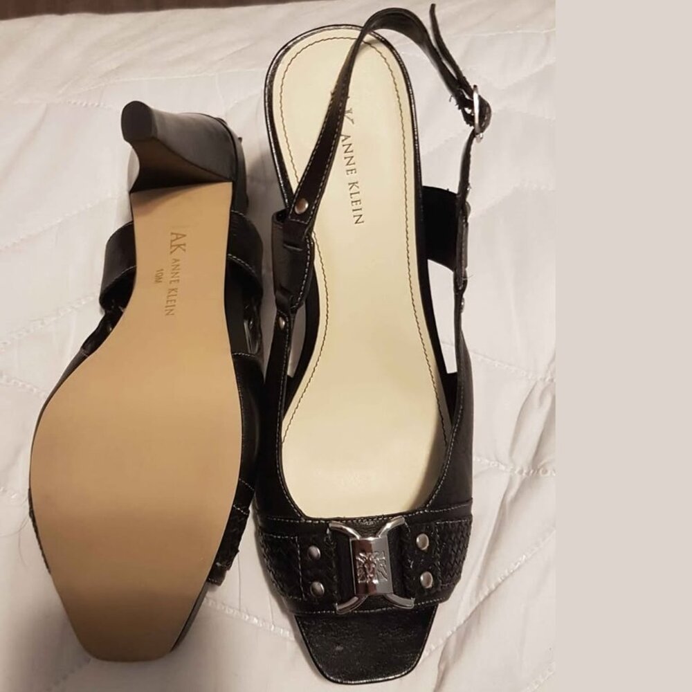Anne Klein Black Leather Anakise Heels- Size 10 - Picture 2 of 5
